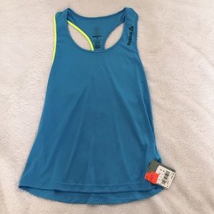 workout tank top